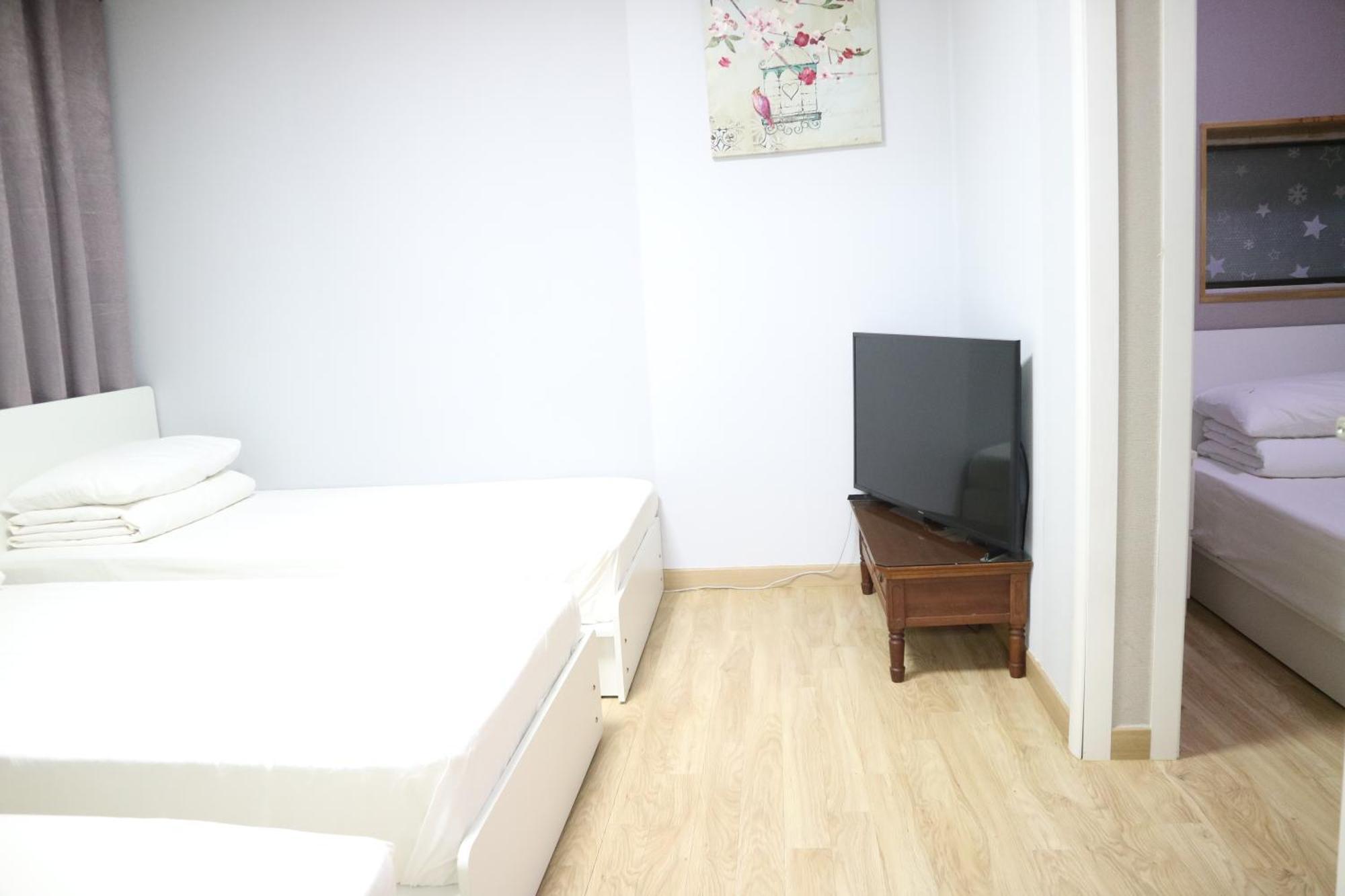 Mr. Kim Guesthouse Incshon Kültér fotó