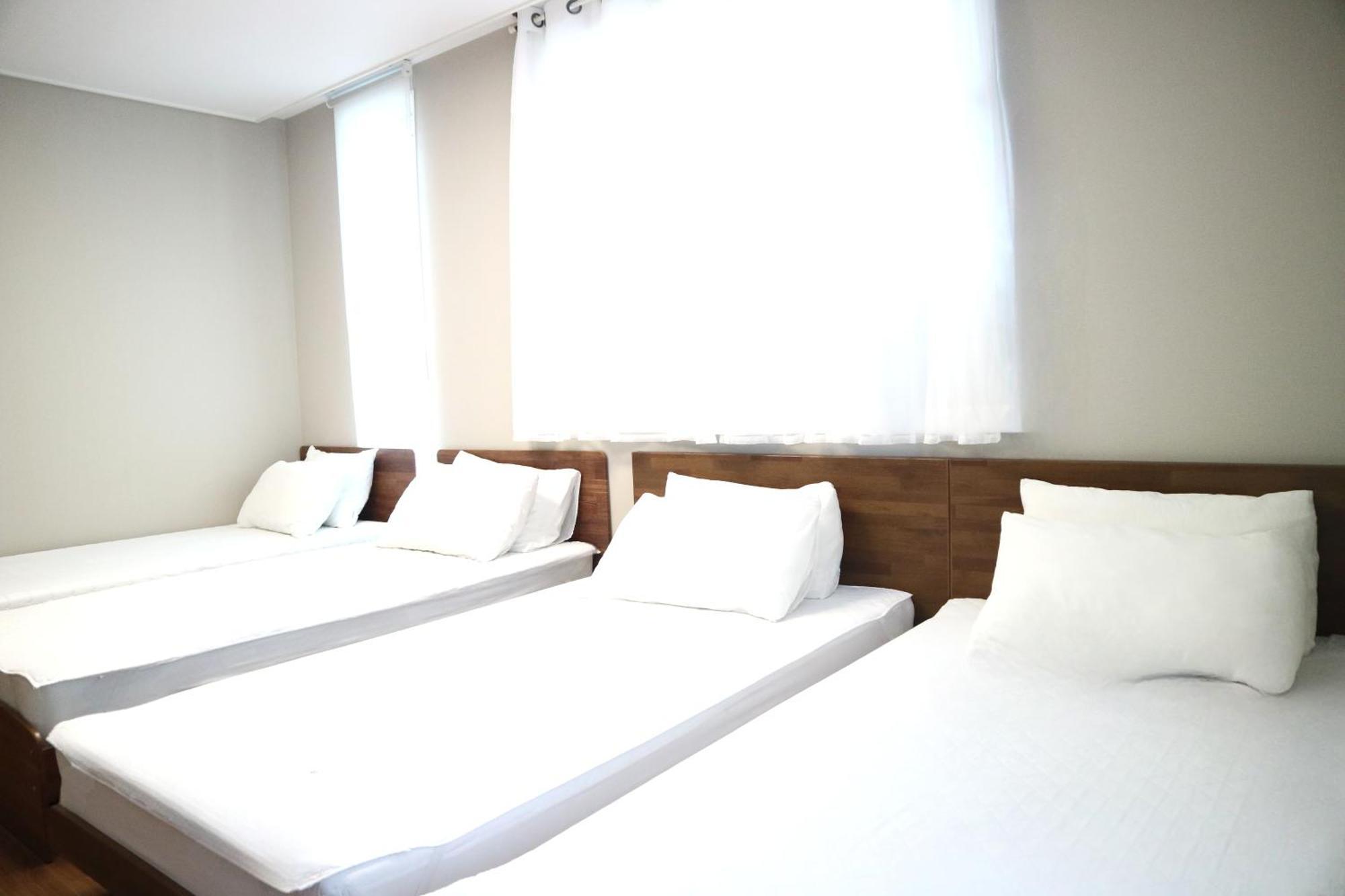 Mr. Kim Guesthouse Incshon Kültér fotó